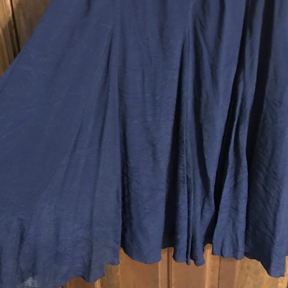 NWOT navy flowy midi skirt, lined - Picture 3 of 8